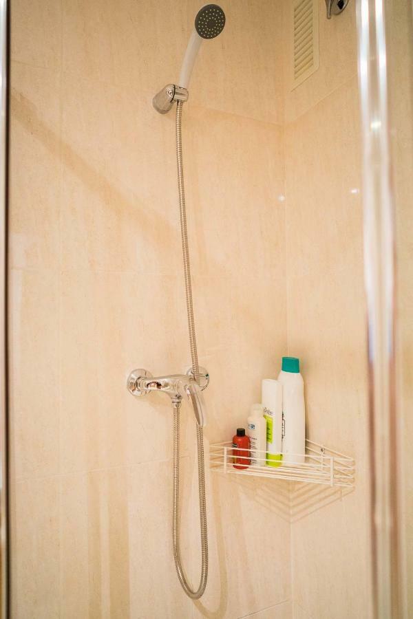 Piso Moderno Centro Madrid Apartment ภายนอก รูปภาพ